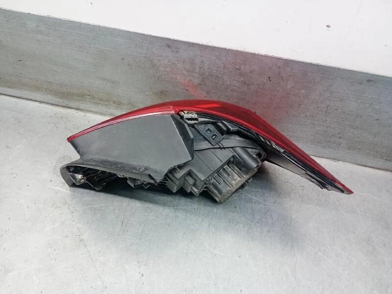 6F0945207H feu arrière gauche pour SEAT IBIZA V (KJ1 KJG) 1.0 TSI 2017 5424887 - Photo 3/4