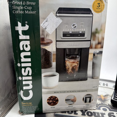 Cuisinart Custom Grind & Brew Single-Cup Coffee Maker DGB-30