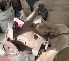 2004-2005 Ford F150 Front Axle Differential Carrier Assembly 3.73 Ratio USED