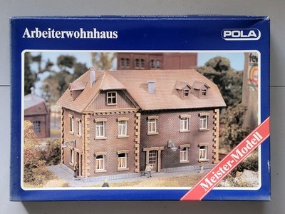 N Scale POLA Building 220 Working Men's House I for Factory Workers Kit Complete