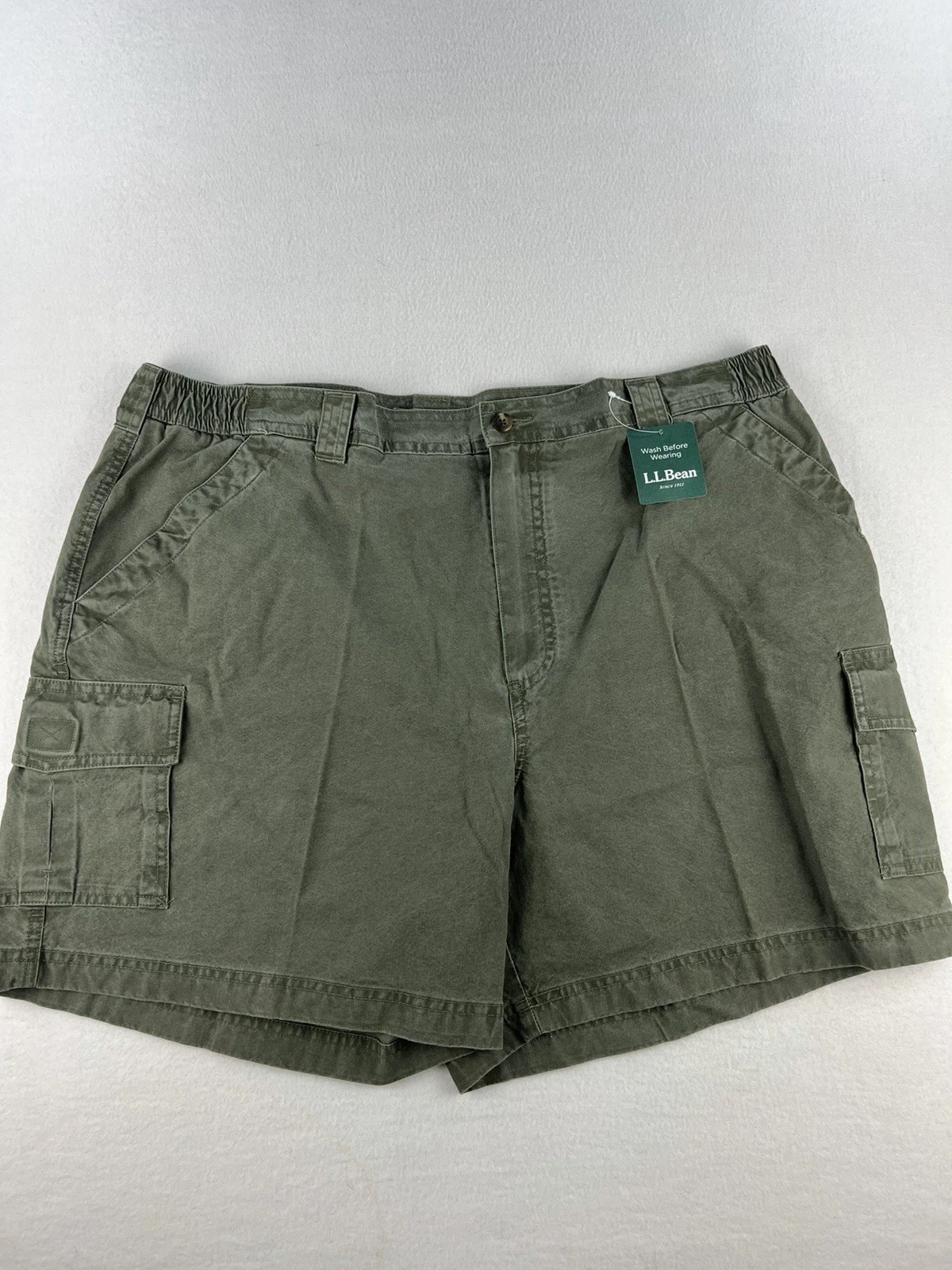 NWT LL Bean Mens Green Cargo Shorts Elastic Waist Outdoor Hiking 6” Inseam Sz 42