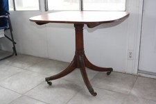 Antique Regency Era 1811 Breakfast Table, located in USA, King George IV, Prince