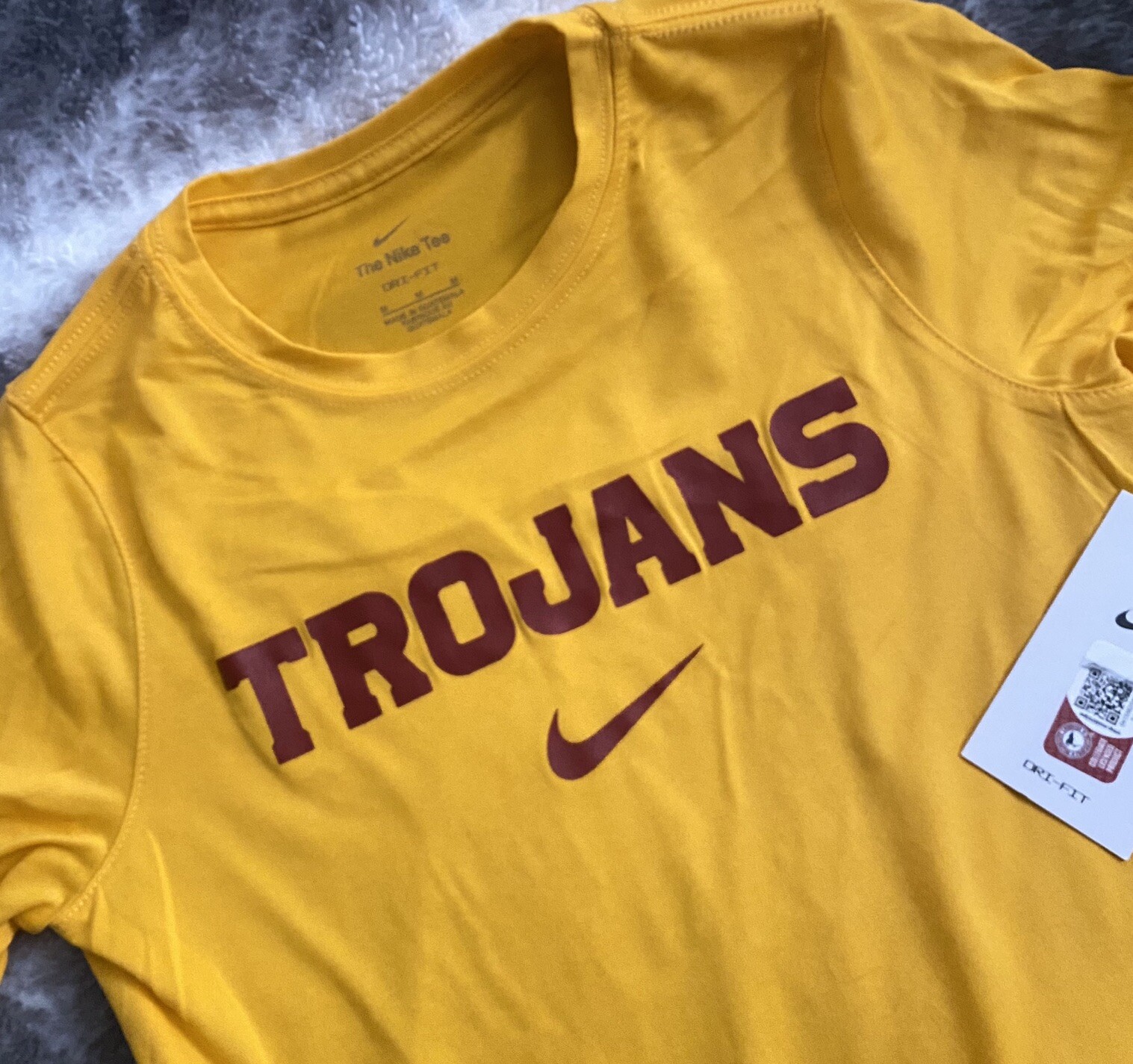 Nike Youth USC NCAA Trojans Gold Dri-Fit Legend Team Issue T-Shirt *NEW* M