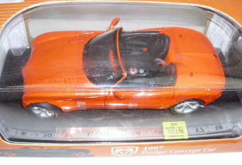 ANSON 1997 DODGE CONCEPT CAR DIE CAST MODEL 1/18 BOXED - Picture 2 of 3