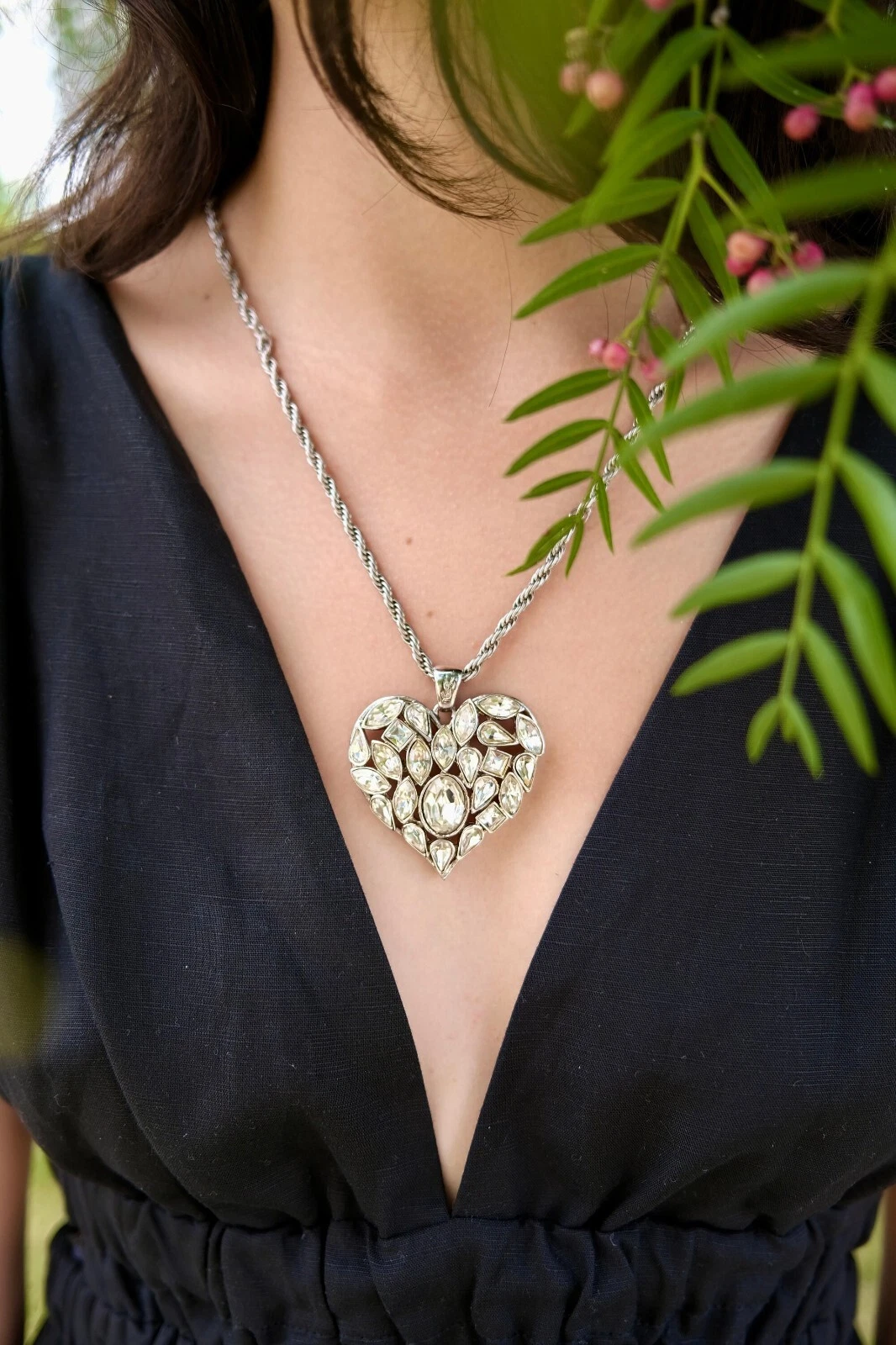 SAINT LAURENT (YSL) COLLANA YSL YVES SAINT LAURENT VINTAGE CUORE STRASS CRISTALLO GIROCOLLO