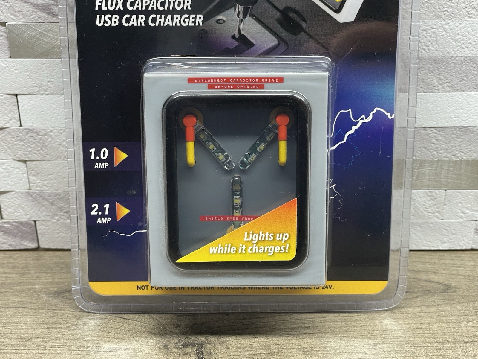 NEW Back to the Future Flux Capacitor USB Car Charger Think Geek RARE! 
