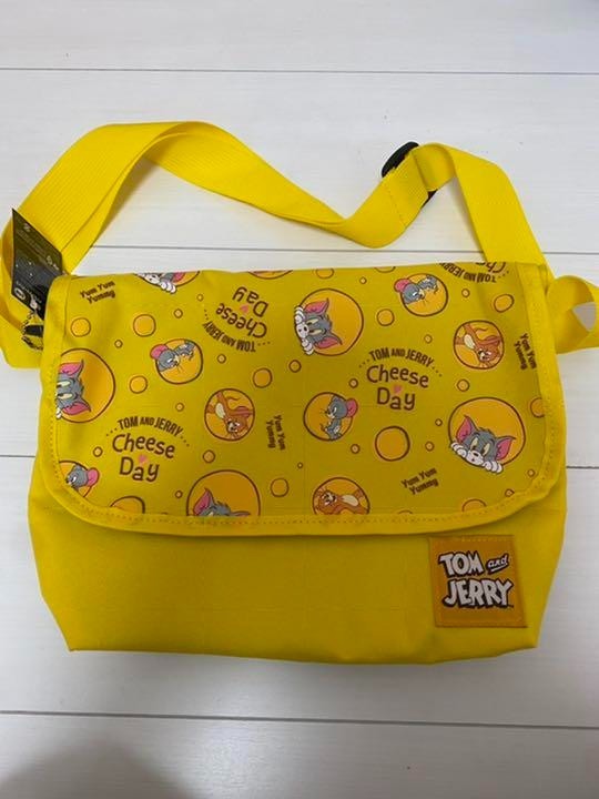 Japan Anime Tom and Jerry Messenger bag Yellow Limited Edition Stylish Item cute