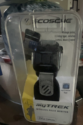 Scosche myTREK Bluetooth Wireless Heart Rate Monitor Armband for iOS