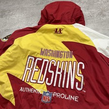 VTG 90s NFL WASHINGTON REDSKINS LOGO ATHLETIC SHARKTOOTH PUFFER JACKET SIZE L