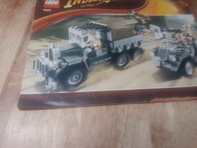 Genuine LEGO Indiana Jones 7622 Race for Stolen Treasure Instruction Manual