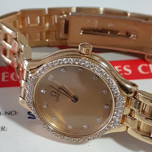 Ladies 18K Yellow Gold Diamonds Watch 