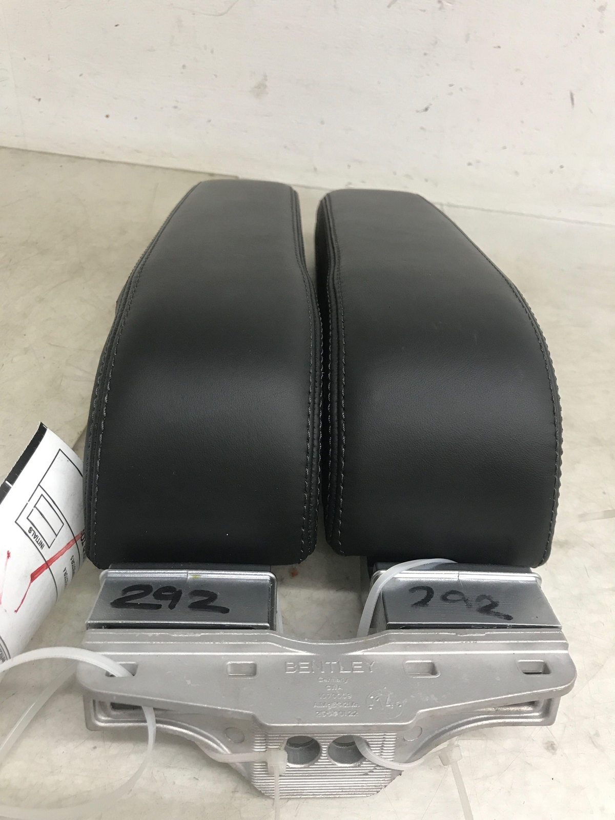 2013-2019 BENTLEY FLYING SPUR CENTER CONSOLE LEFT & RIGHT ARMREST SET 3W0864209G