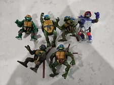 2003, 2004 Mirage Studios Teenage Mutant Ninja Turtles TMNT Action Figures (6)