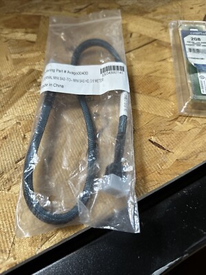 [ N ] Broadcom LSI00400 Avago00400 Cable SFF8643 to SFF8087 0.6M