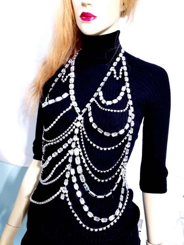 Arnés sujetador grande transparente cadena vientre cuerpo diamantes de imitación con descuento Foto 2 de 4