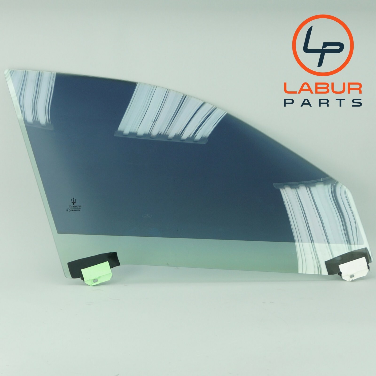 M139 03-13 Maserati Quattroporte Front Right Passenger Door Window Glass G319