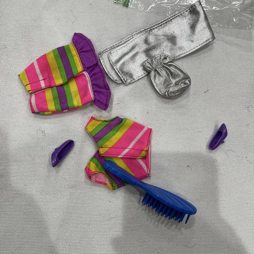 Lote De Colección Ropa Y Accesorios Barbie Polly Pocket Little Barbies - Imagen 10 de 16