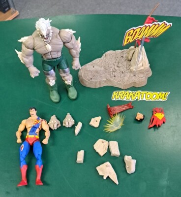 DC Icons Superman vs Doomsday Action Figure Set Loose No Box