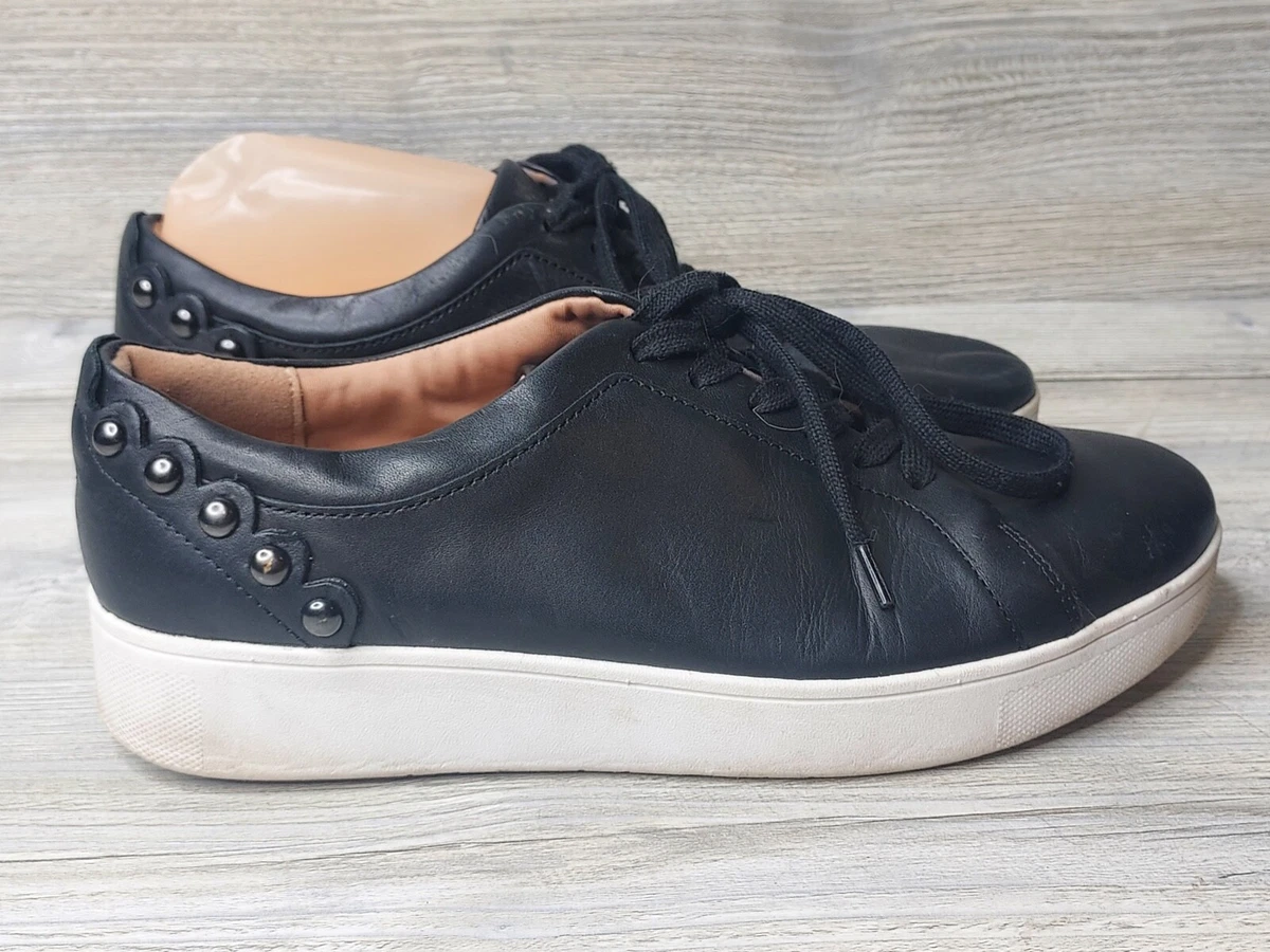 Fitflop rally scallop store leather sneakers
