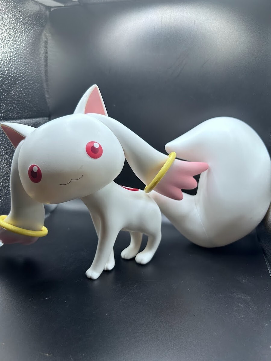Seven Two Puella Magi Madoka Magica Kyubey Soft Vinyl Figure