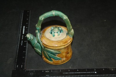Stoneware Teapot Pottery Glazed Bamboo Handle Frog on Lid Green Majolica