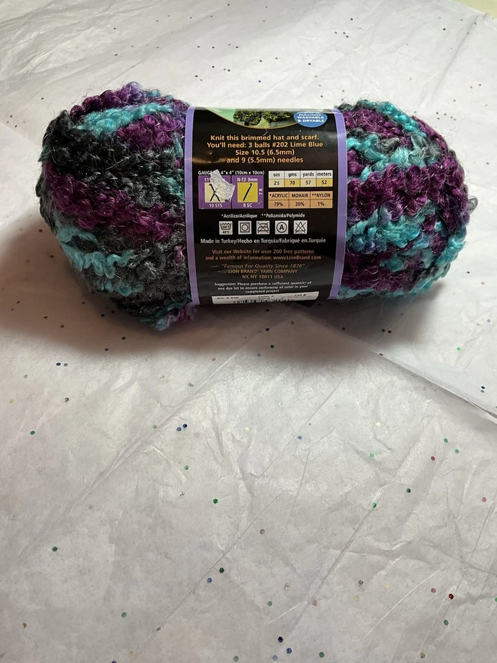 Lion Brand Yarn-Lion Boucle -Snow Cone 57 Yards Mohair Blend New - Image 4 of 4