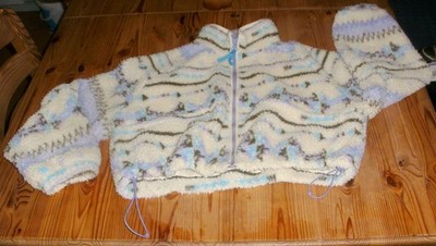 gebrauchte Pull&Bear Cropped Printed Teddy Jacke ASO Enid Sinclair; Gr. L