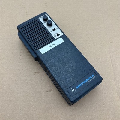 Vintage Motorola Handie-Com Portable Radio 46.48MHz w Battery, NO ANTENNA