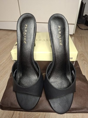 Classique-01 - Black Vegan Leather / 13