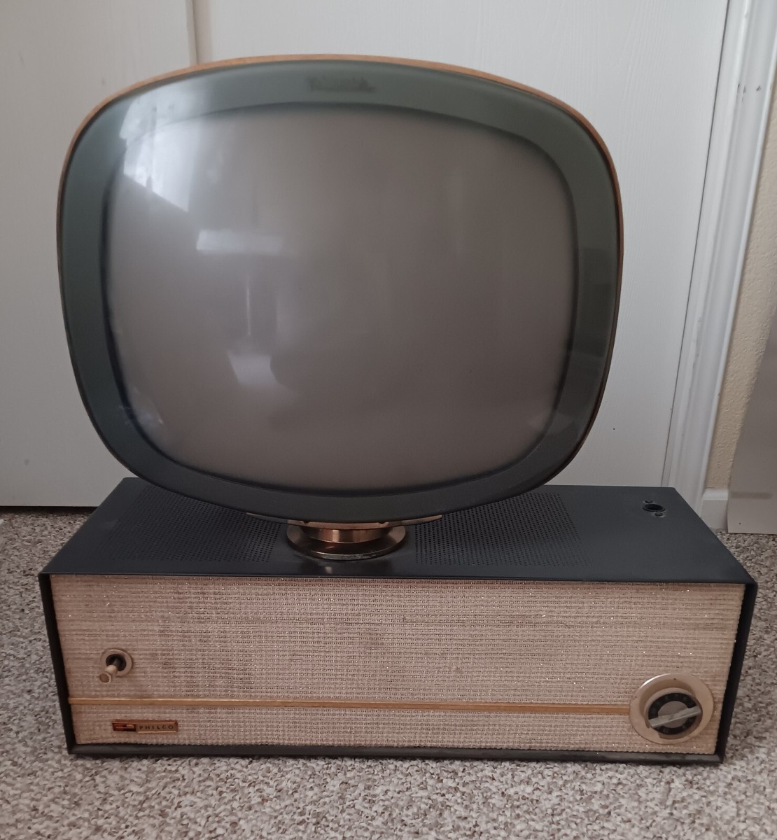 1959 Philco Predicta Television, Debutante Model, EXTREMELY