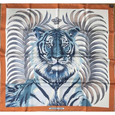 Hermes Scarf Tigre Royal 90 cm Double Face silk orange blue  display picture 3