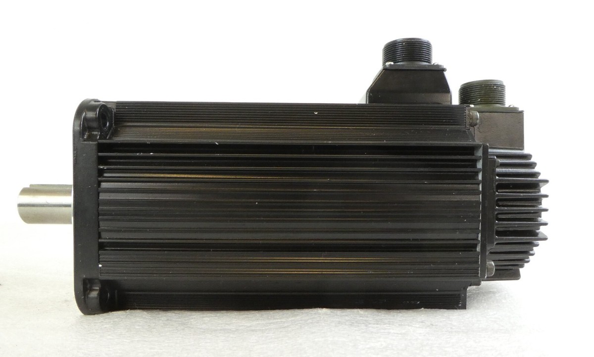 Yaskawa Electric SGMS-50A6AB AC Servo Motor AMAT Spare Yaskawa Electric SGMS-50A6AB AC Servo Motor AMAT Spare