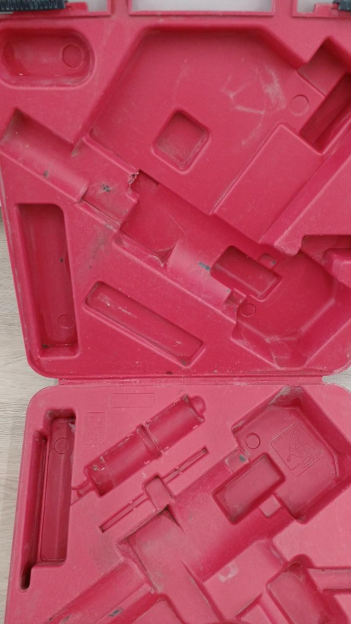 Max HN-120 High Pressure Concrete Pin Nailer SuperNailer Used w/ Box Tested