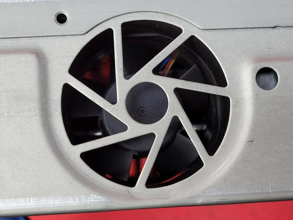 VOLKSWAGEN TIGUAN SAT NAV UNIT 2021 3G5035820F - Image 2 of 4