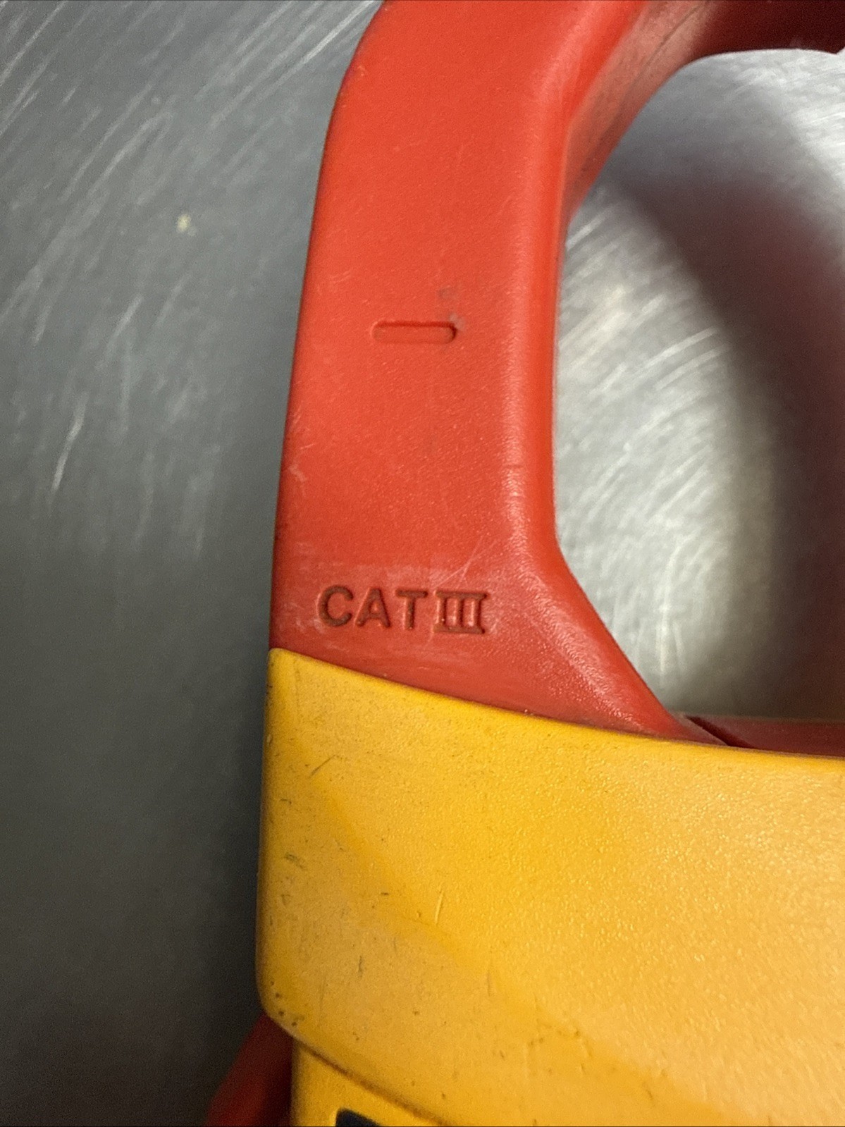 Fluke 902 HVAC Clamp Meter Multimeter True RMS Digital w/Leads Temp Good