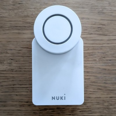 Nuki Smart Lock 3.0 Weiß Bluetooth Türschloss OVP + Montageplatten A/B