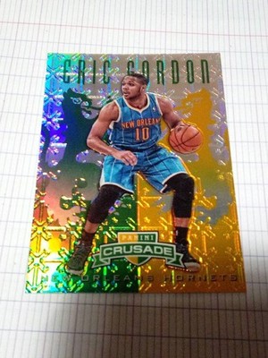 2012-13 Panini Crusade Crusade Green Eric Gordon /25