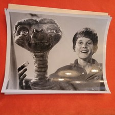 1982 Press Photos Steven Spielberg's "E.T.: The Extra-Terrestrial" Lot Of 3