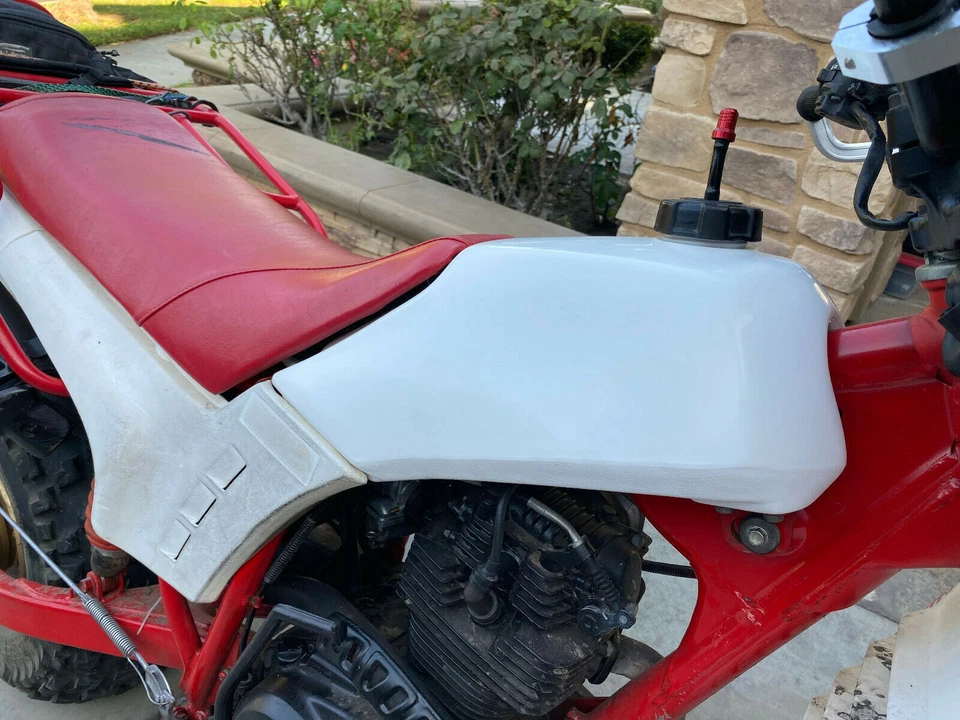  Tanque de combustible de gasolina BW200 nuevo Big Wheel 200 BW 200 blanco 1985-1988 Foto 2 de 4