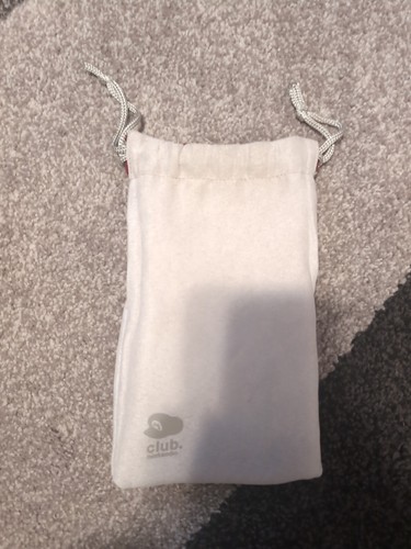 Official Club Nintendo DS/DSi/3DS Red/Gray Drawstring Reversible Pouch - Picture 3 of 5