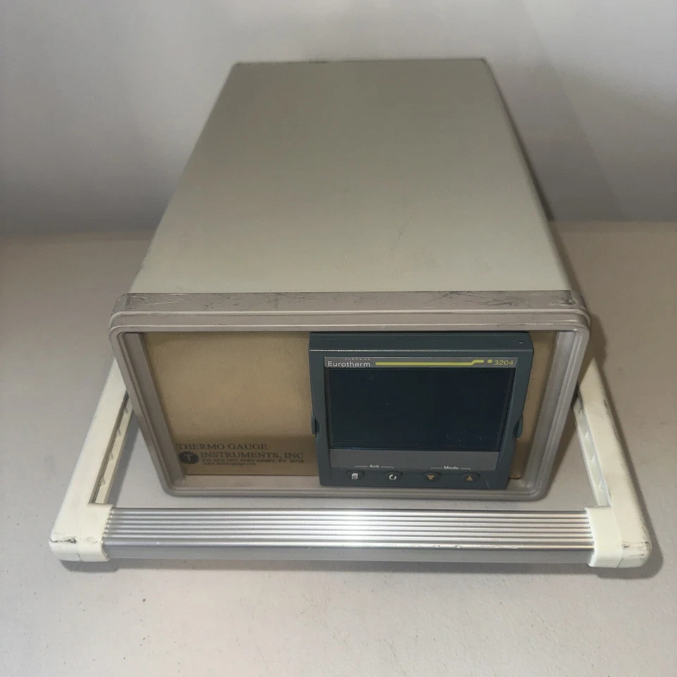 INVENSYS Eurotherm 3204 , Tested Power On - Image 3 of 4