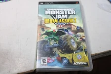 Monster Jam: Urban Assault complete  Case Damage