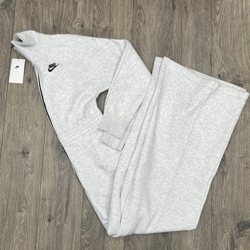 Mono polar Nike Tech talla XS gris para mujer ropa deportiva cortavientos $185 Foto 2 de 4