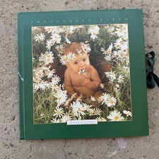 Vintage 1997 Anne Geddes Babies Photograph Album Holds 36 Photos Precious Babies