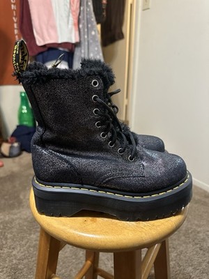 Vintage Dr. Martens Jadon  faux fur-lined  leather platform boots size 6