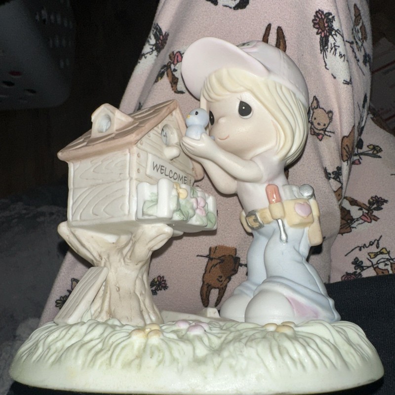 Precious Moments Using My Gifts Brings Happiness 2012 Membership 2011