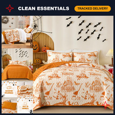 King Pumpkin Castle Quilt Set - Halloween Bedspread, Cozy Bedding for Fall Decor