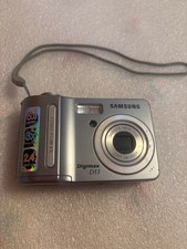 Samsung Digimax D53 5MP Digital Compact Camera Silver -working