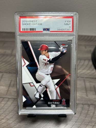 2018 Topps Finest - Shohei Ohtani #100 (RC) PSA 9