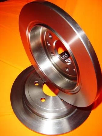 For Toyota AVENSIS & VERSO Rear Brake Disc Rotors NEW PAIR with WARRANTY - Picture 1 of 3